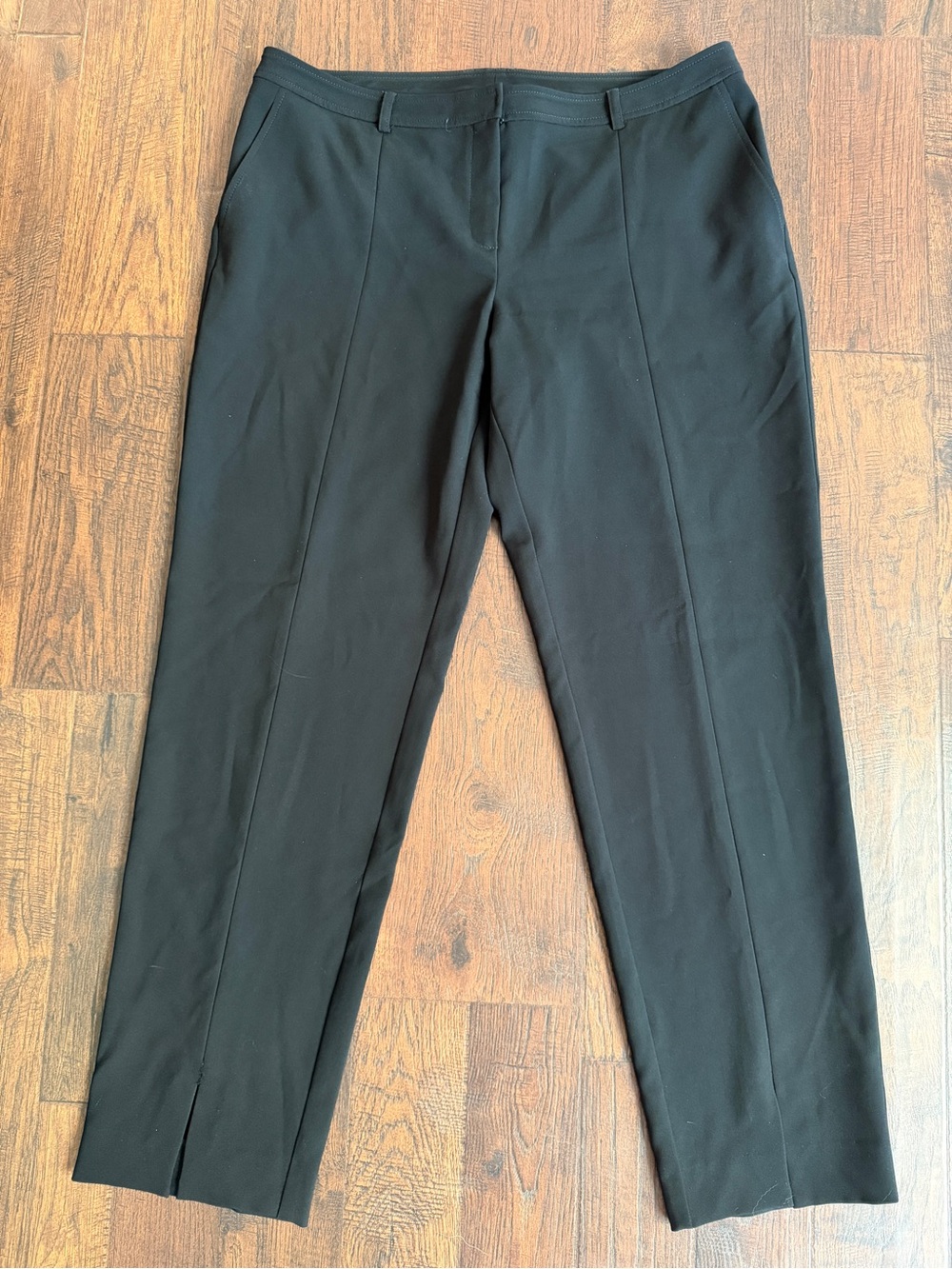 St. John Caviar Black Straight Leg Dress Pants Women’s Size 12